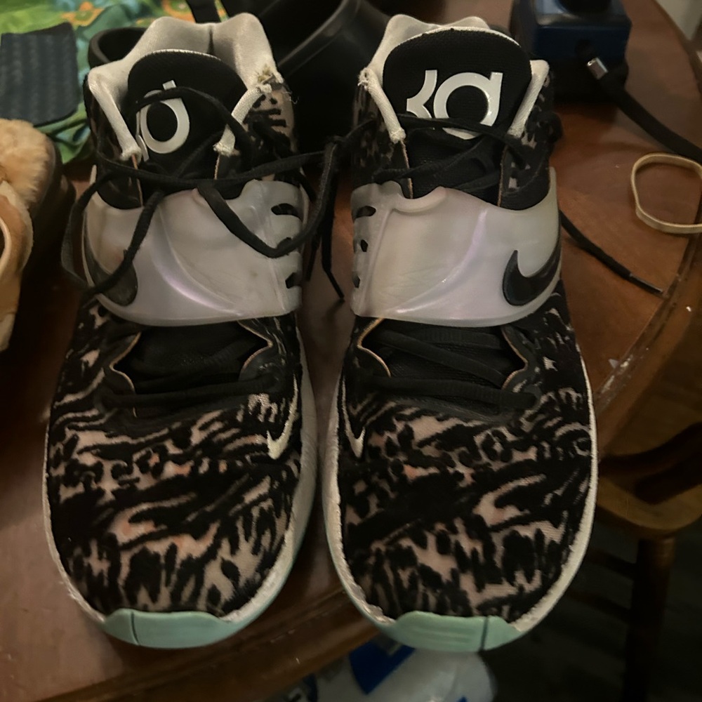 Nike KD 14s